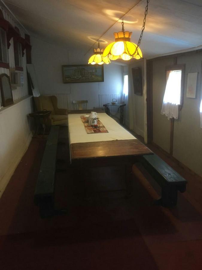 The Rose Guest House Кантън Екстериор снимка