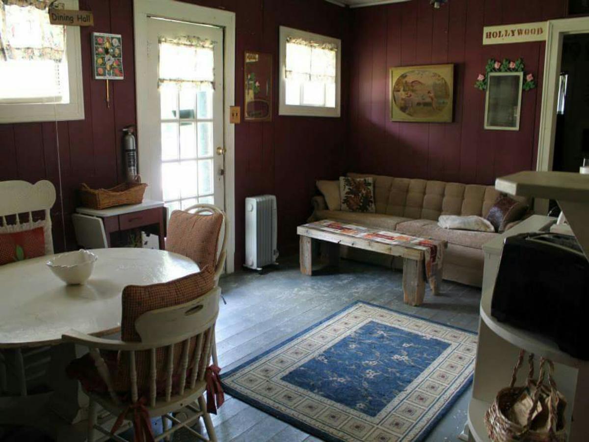 The Rose Guest House Кантън Екстериор снимка